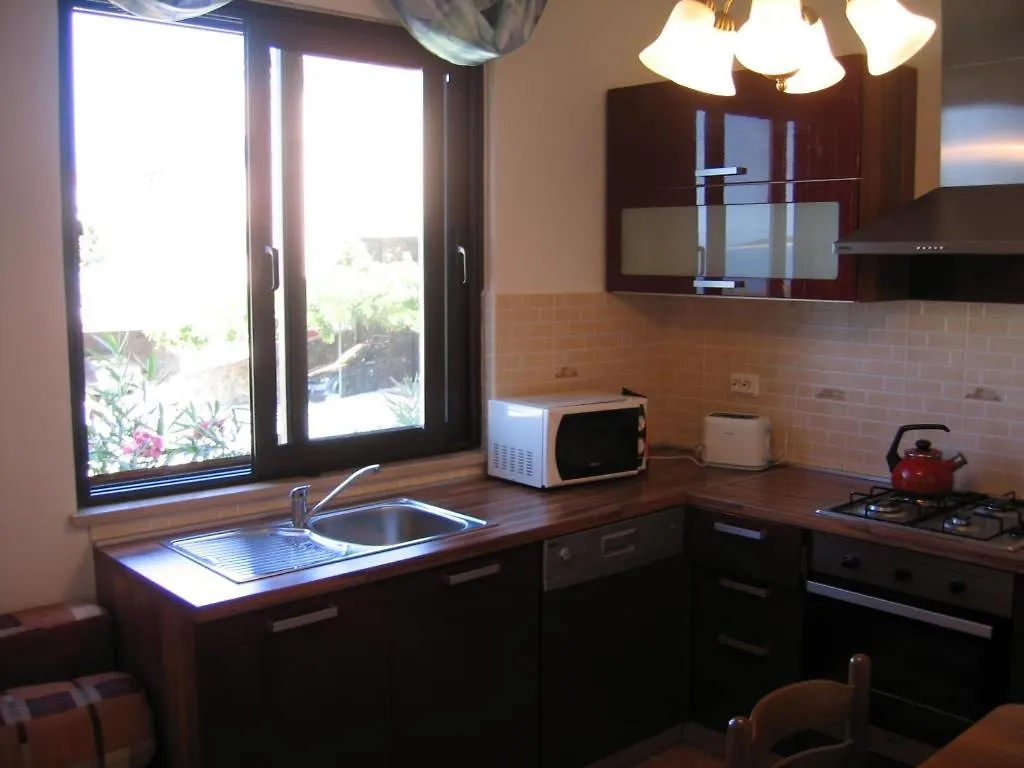 Apartments With A Parking Space Supetarska Draga - Gonar, Rab - 4999